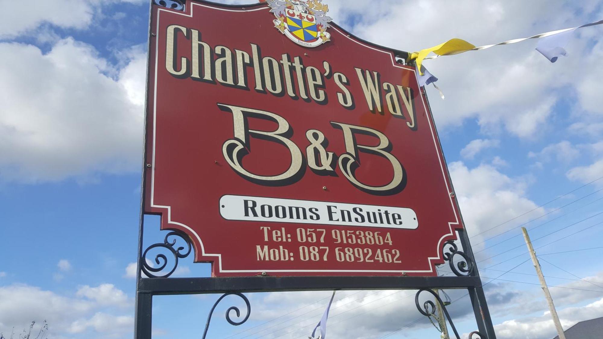 Charlotte'S Way B&B 巴纳赫 外观 照片
