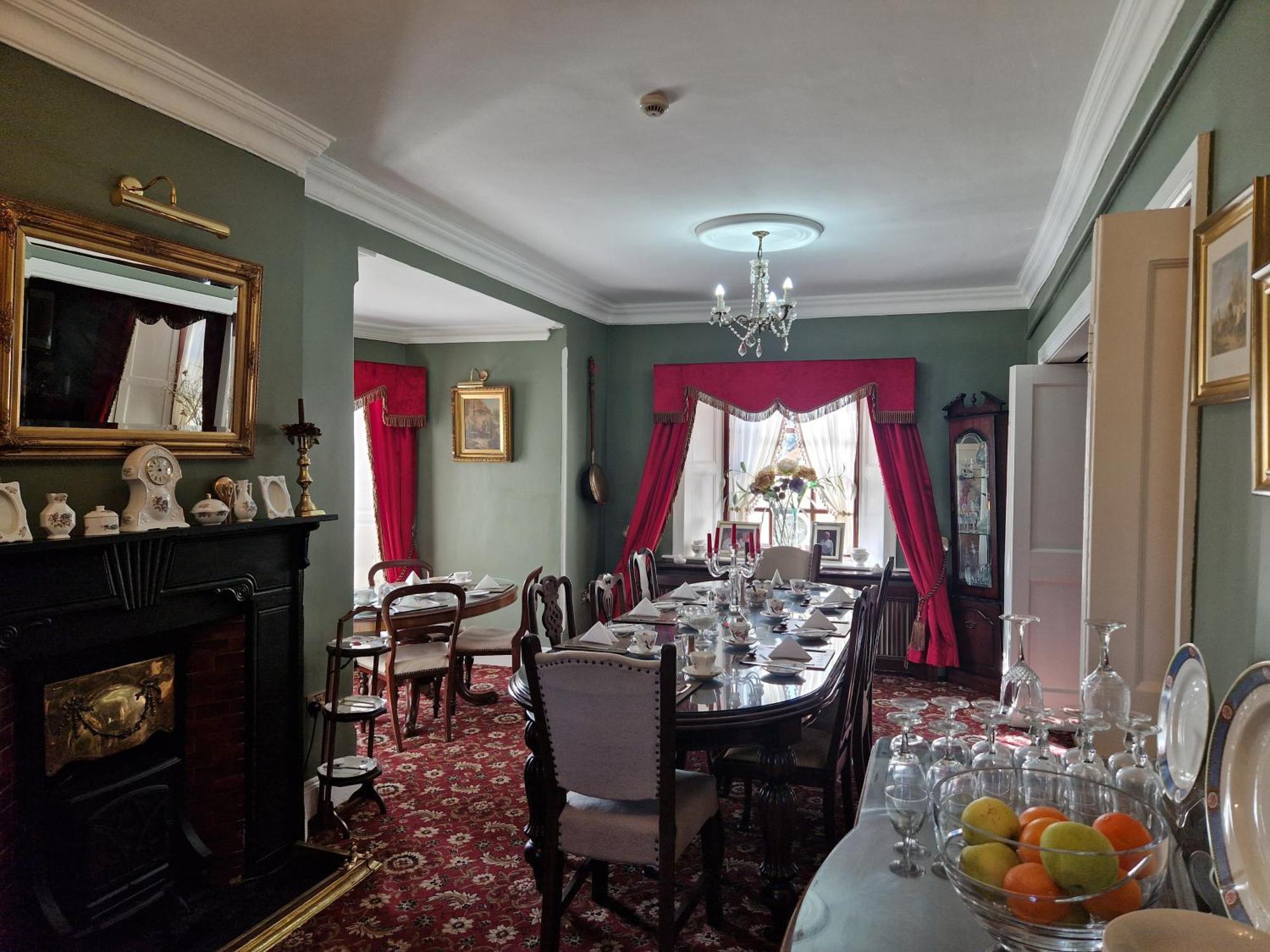 Charlotte'S Way B&B 巴纳赫 外观 照片
